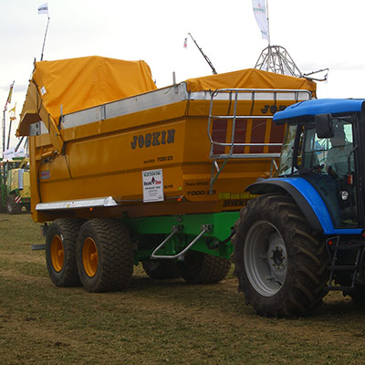 Der JOSKIN Muldenkipper Trans-SPACE 