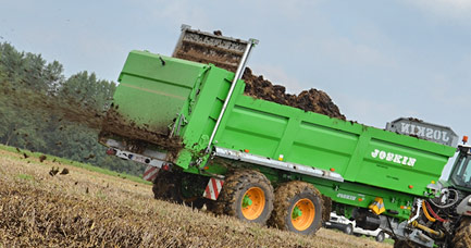 Nowa gama rozrzutników obornika – Ferti-SPACE HORIZON