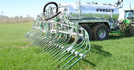 Nowe szerokości robocze ramp rozlewających z wężami wleczonymi