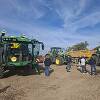 Pokazy polowe John Deere z przyczepą JOSKIN Trans-SPACE