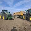 Pokazy polowe John Deere z przyczepą JOSKIN Trans-SPACE