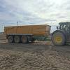 Pokazy polowe John Deere z przyczepą JOSKIN Trans-SPACE
