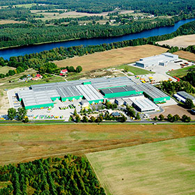 Bau des neuen Herstellungsstandortes in Trzcianka (Polen) auf Basis der Übernahme der Infrastrukturen einer örtlichen Fabrik.